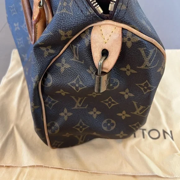Louis Vuitton Speedy - Picture 2 of 7